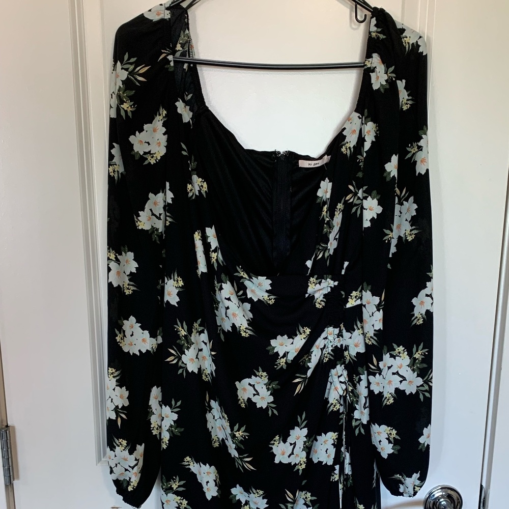 Francesca's Black Floral Dress